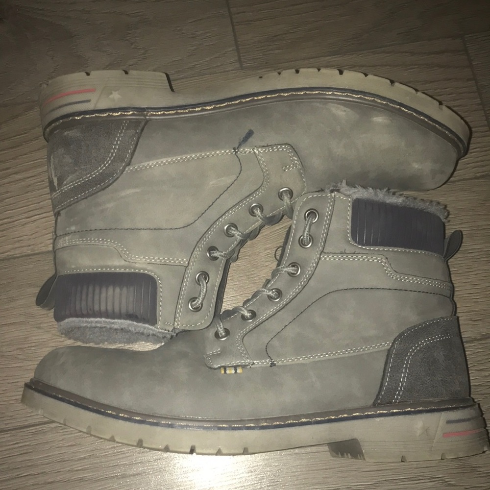 Gray winter boots!!